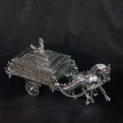 Metal Horse Cart — Handcrafted Decorative Showpiece