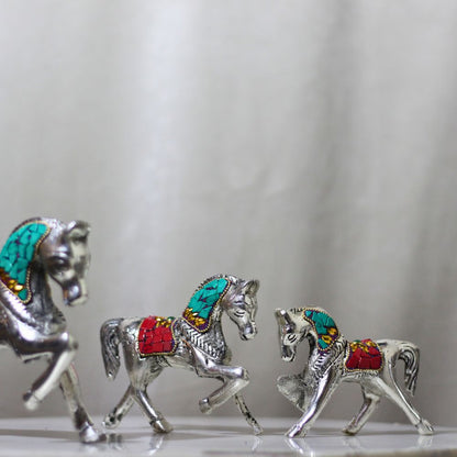 Metal Stone Horse Figurine — Set of 3 | Handcrafted Decorative Showpiece