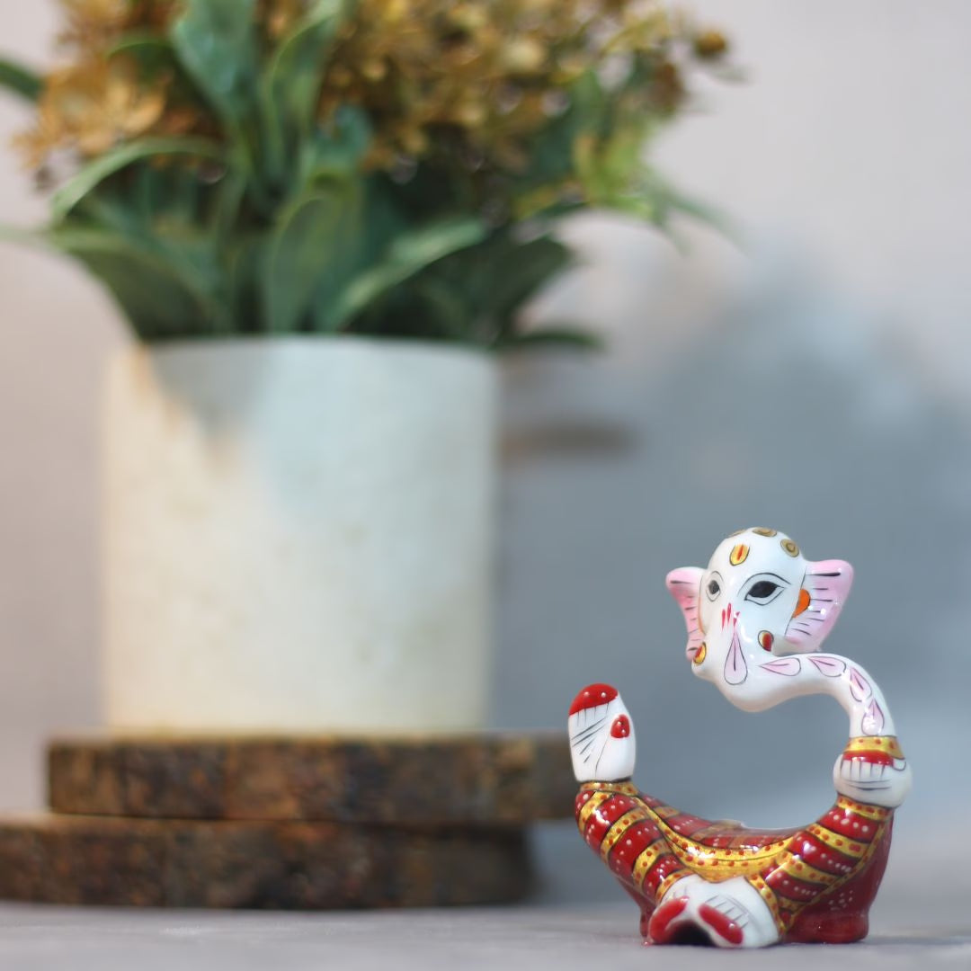Metal Hawa Ganesh Figurine 3" — Handcrafted Flying Ganesha Showpiece
